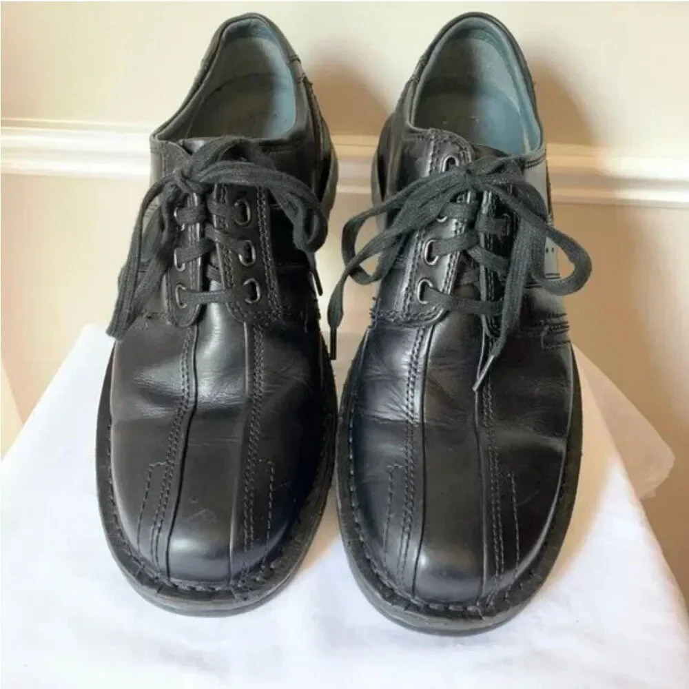 Clarks Black Leather Ortholite Dress Shoes 7